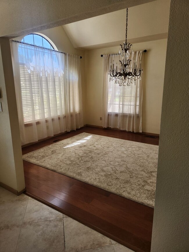 Photo - 3714 W Woodside Ave