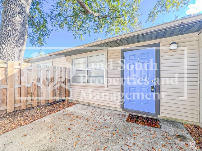 Building Photo - 814 Osceola St