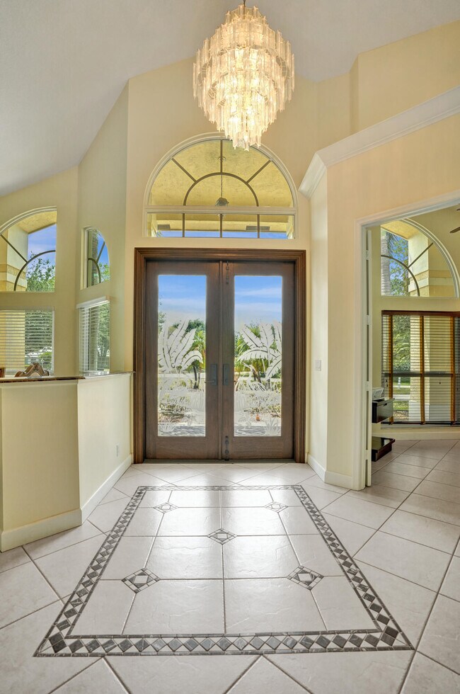 Photo - 15910 Lindbergh Ln