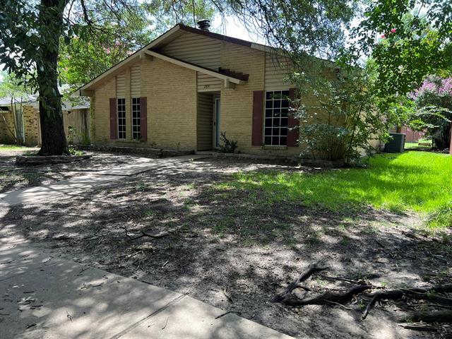 Building Photo - 2830 Fern Glen Dr