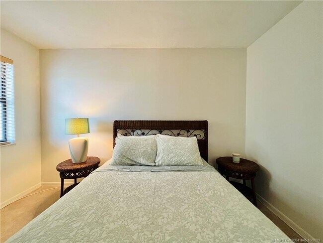 Photo - 10044 S Ocean Dr Unit 308