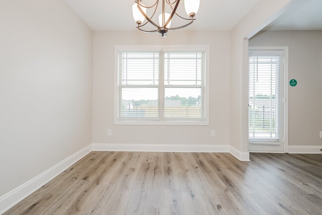 Photo - 1104 Jury Ct