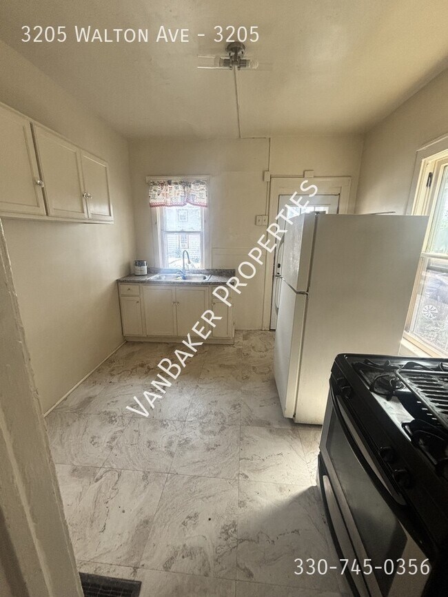 Photo - 3205 Walton Ave Unit 3205