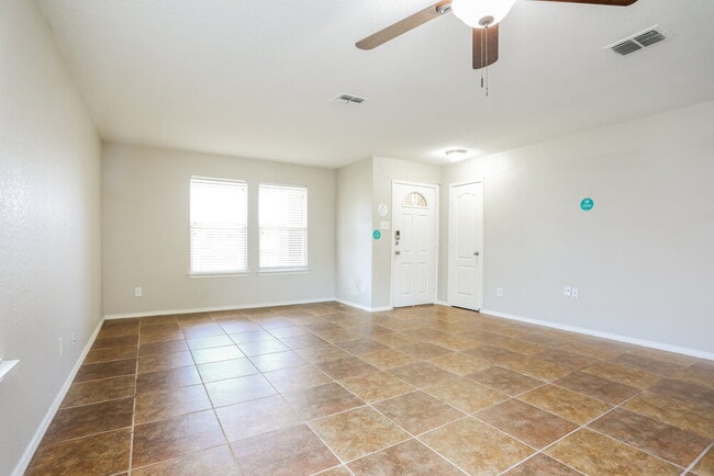 7501 Grass Valley Tr