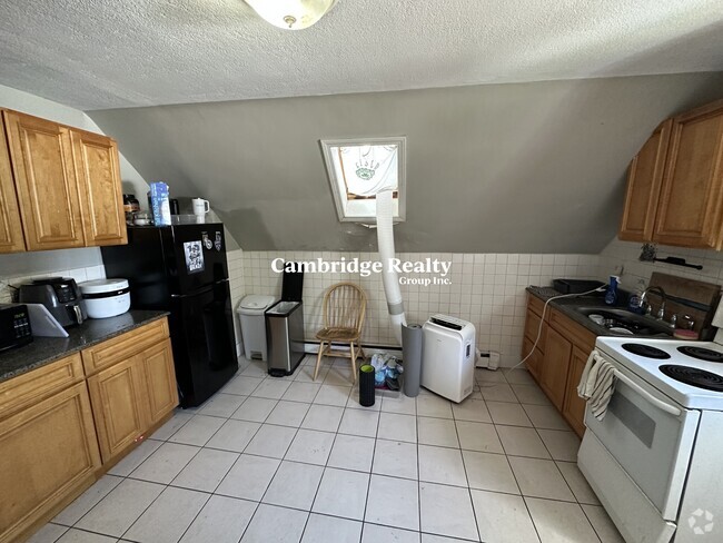 Building Photo - 326 Washington St Unit 3T Rental