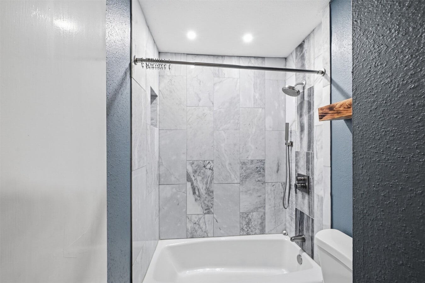 Photo - 3502 Plum Brook Ln