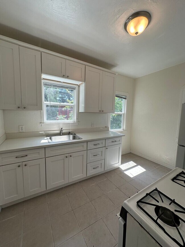 Photo - 1009 E 22nd St Unit 1009 E 22nd Street