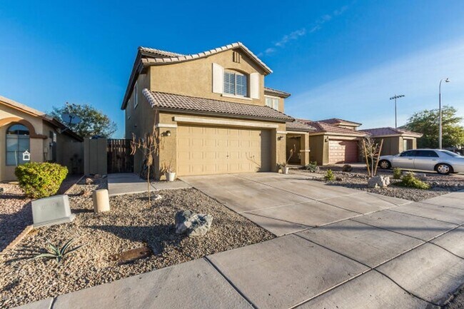 Photo - Charming 5 Bed 3 bath Home in Avondale