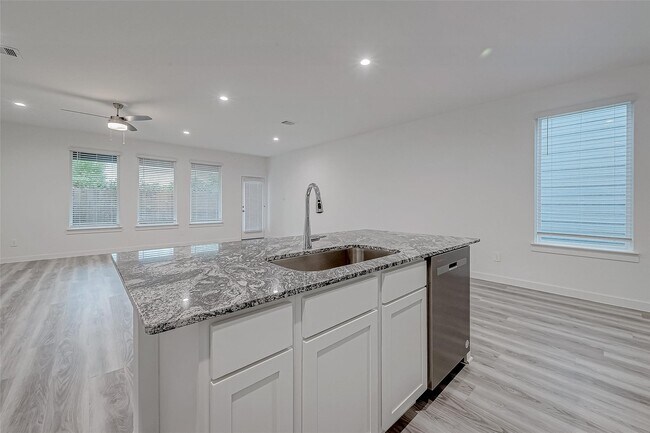 Photo - 13420 Sombrero Cay Dr