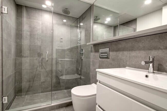 Photo - 3460 Rue Peel Unit 1406