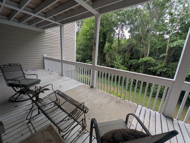 22 Royal Oaks Dr Unit 22 Royal Oak Drive