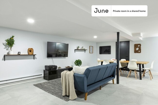 Photo - Room in Shared 5.0 bed/2.5 bath home