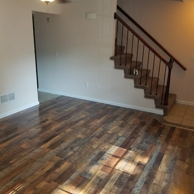 Photo - 108 Barnsback St Unit A