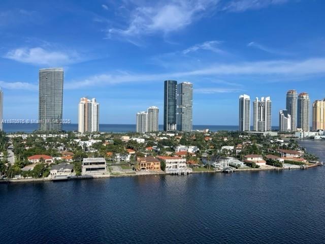 Building Photo - 19101 Mystic Pointe Dr Unit 1601 Rental
