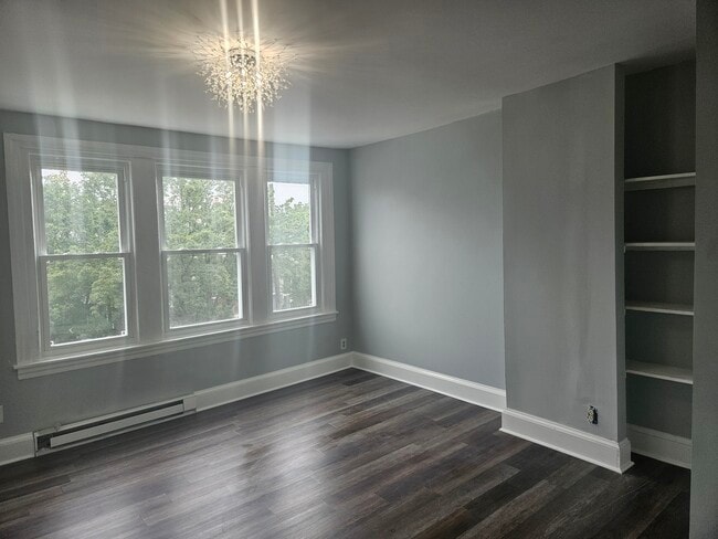 Building Photo - 5463 Arlington St Unit 2 Rental