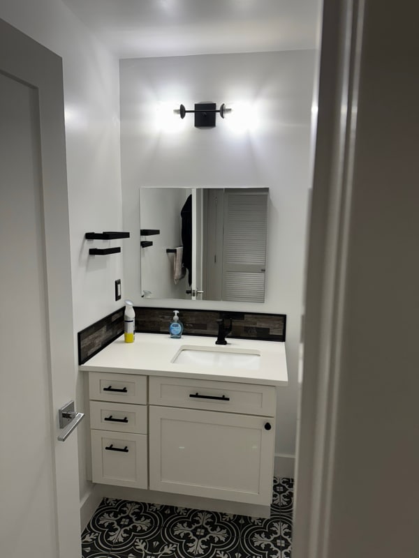 Photo - 11 15th St NE Unit 3