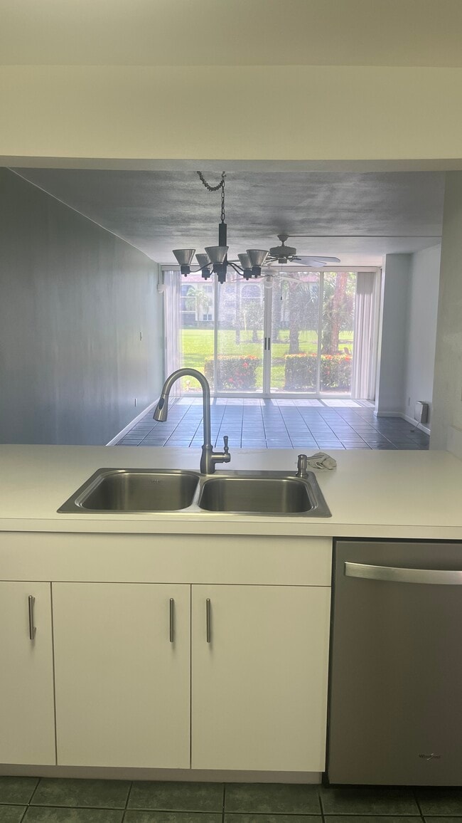 Photo - 1086 Forest Lakes Dr Unit 102