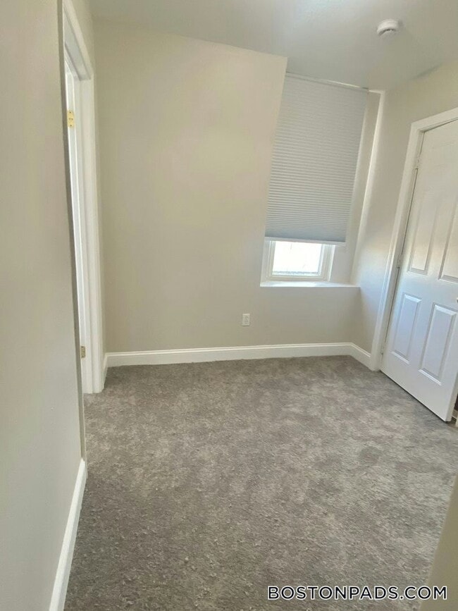677 Middle St Unit 12
