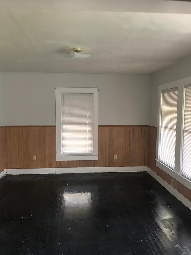 Photo - 2 Bedroom 1 Bathroom