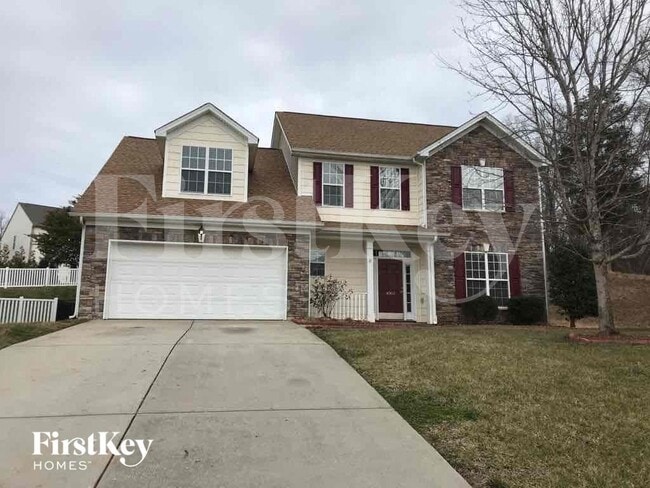 Building Photo - 4065 Eastford Court