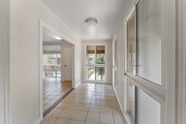 Photo - 12633 Memorial Dr Unit 50