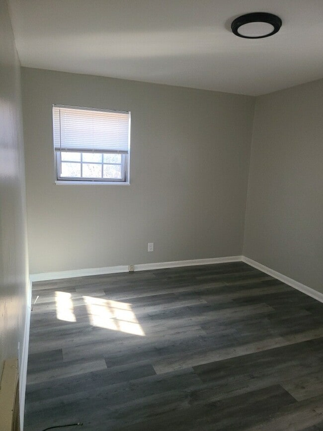 Photo - 712 28th Ave N