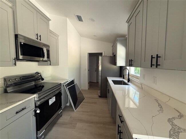 Photo - 6339 NW 65th St