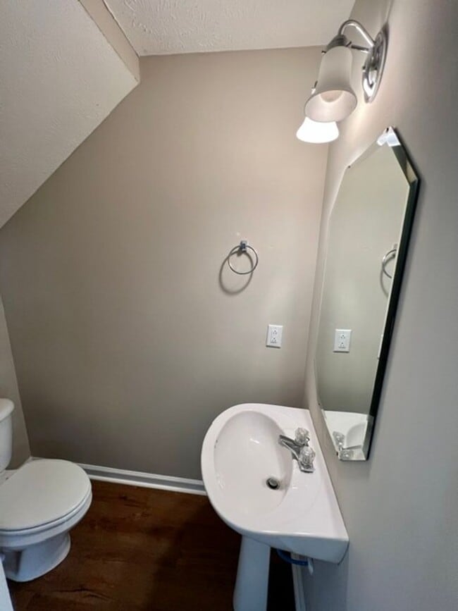 Photo - *END UNIT* 2 Bed, 2.5 Bath Townhome in The Cottages at Indian Park
