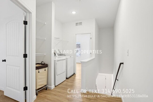 Photo - 1404 Parkview Dr Unit 1404