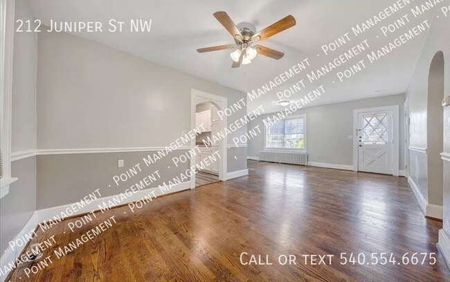 Photo - 212 Juniper St NW