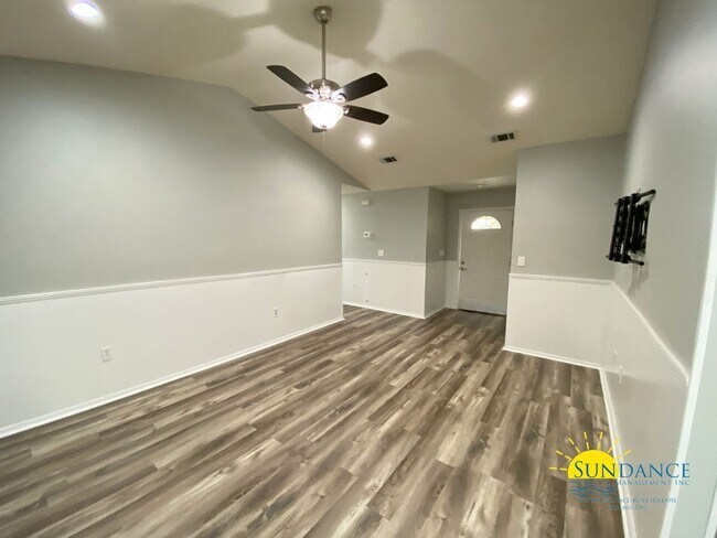 Photo - Beautiful 3 Bedroom Home in Crestview!!