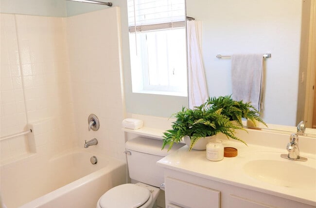 Photo - 2744 Crown Ridge Rd Unidad 1 Rental