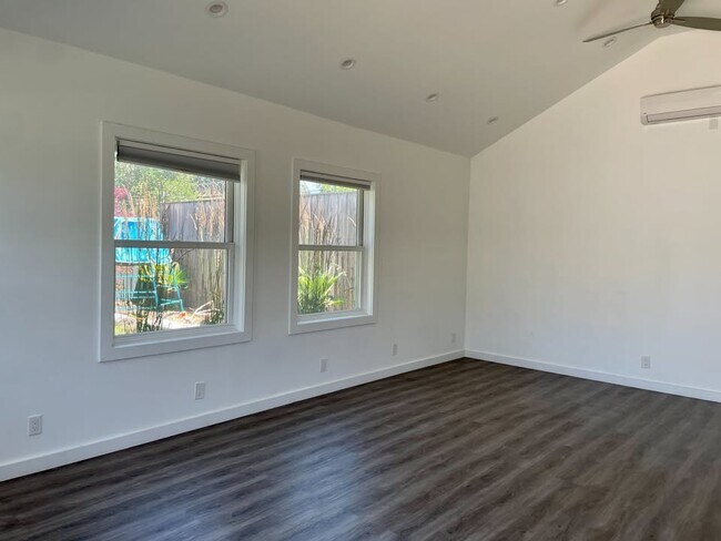 Photo - 2736 Chanslor Ave