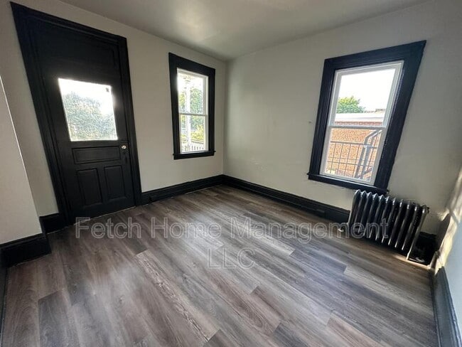 Photo - 25 S Ann St Condo