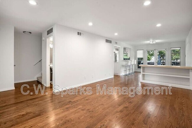 Photo - 7615 Woodthrush Dr Unit 15