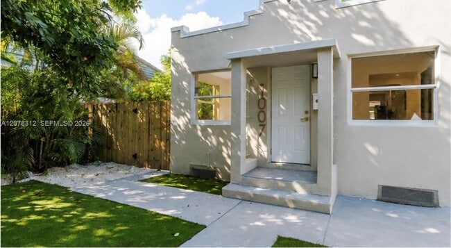 1007 NW 120th St