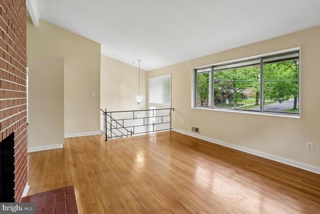 Photo - 901 Kenbrook Dr