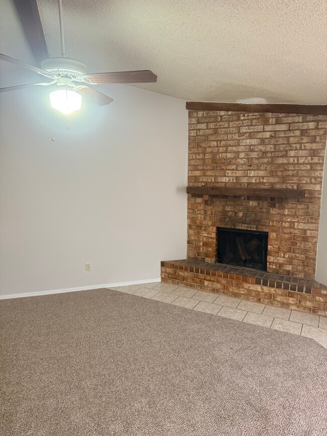 Photo - 828 Hardy Springs Cir Unit C