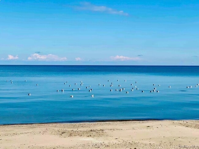 Photo - 2898 Edgemere Dr