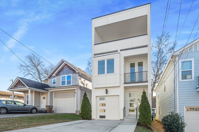 Building Photo - 21 Shepard St