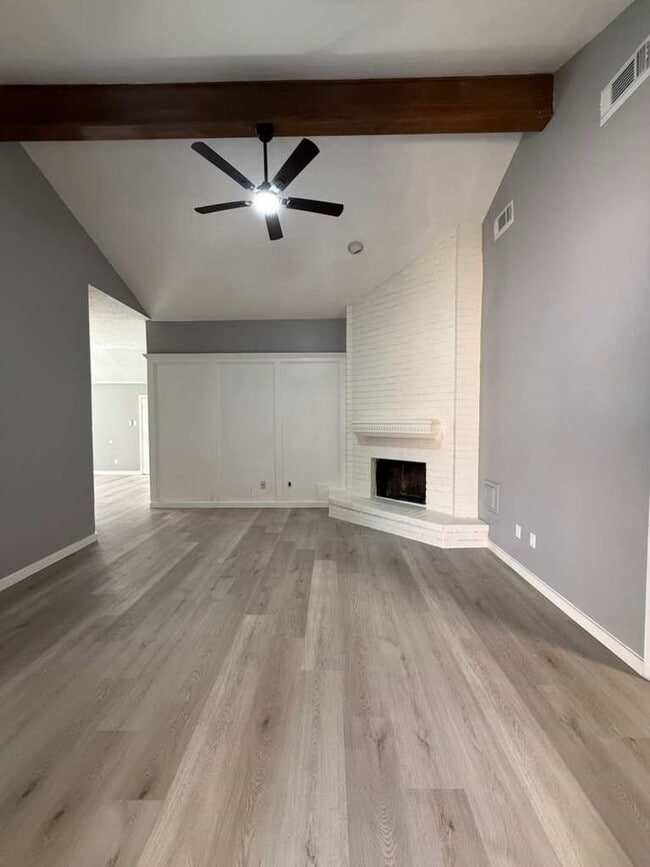 Photo - 1019 Western Springs Dr