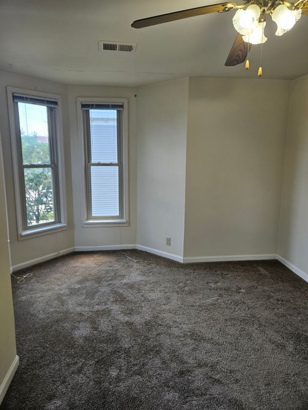 Photo - 105 E 30th St