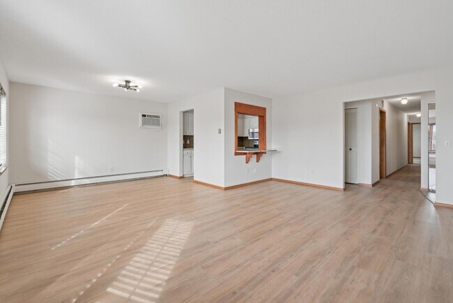 Photo - 4516 Highway 7 Unit 1