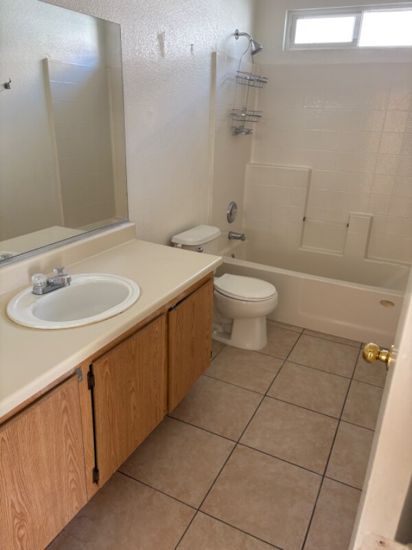 Photo - 4176 Riker Ave