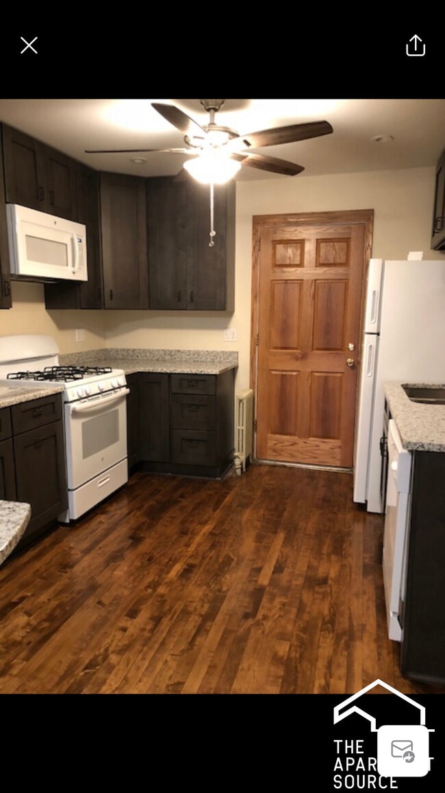 Photo - 2541 W Logan Blvd Unidad 1