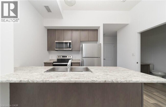 Photo - 470 Dundas St E Unit 110