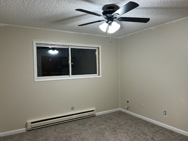 Photo - 5408/5410 Helen Ct Unit 5408 Helen Ct.