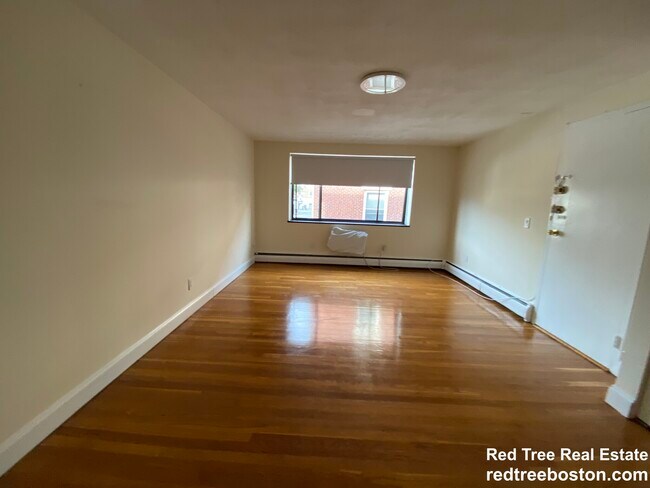 Photo - 209 Babcock St Unit 3H