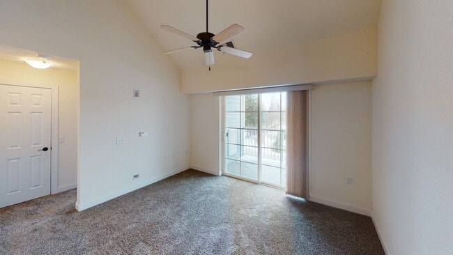 Delafield Woods Apartments
