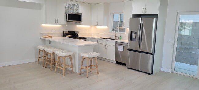 Photo - 2515 Foothill Blvd Unit 2515 A-B